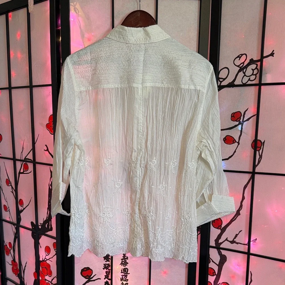 NWT Coldwater Creek White Button-Down Silk Shirt with Embroidery - Picture 6 of 8